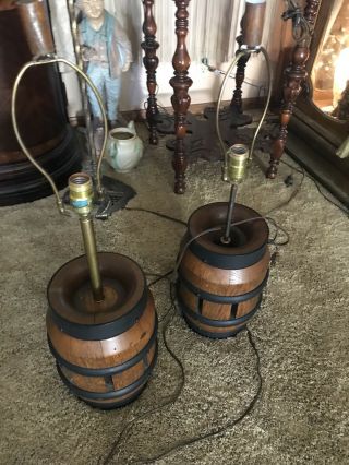 Vintage Brandt Ranch Oak Lamps Pair Wagon Wheel Hub Table Lamp 3