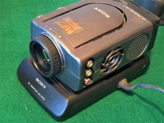 Vintage Sony Cpj - 7 " Party Vision " Mini Lcd Projector W/case &