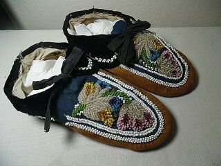 Antique Native American Iroquois Beaded Leather Dance Shoes Moccasins