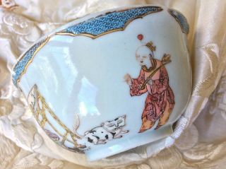 Chinese Antique Porcelain Tea Bowl 18th c Yongzheng Rare Figures Cat Famille Ros 2
