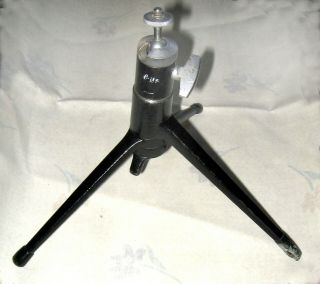 VINTAGE LEICA TABLE TOP TRIPOD WITH HEAD.  WELL 2