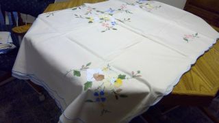 Vintage Hand Appliqued Embroidered 64 X 100 " Tablecloth & 12 Napkins Blue Trim