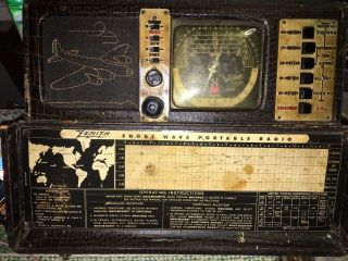Antique Zenith 7g605 Bomber Portable Tube Radio Needs Cleaning