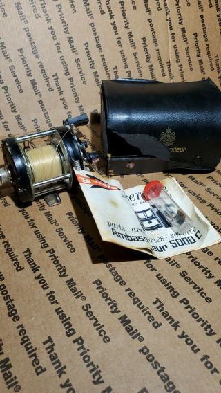 Vintage Abu Garcia Ambassadeur 5000c Reel With Case And Extra Parts