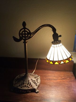 Antiques Adjustable Bridge Arm Table Lamp Tiffany Style Stained Glass Shade