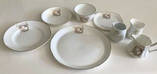 Aer Lingus Airline 8 - Piece Place Setting By Royal Tara - Ireland Pattern 1980 