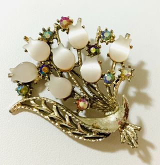 Vintage Gold Tone Lucite & Aurora Borealis Crystal Flower Bouquet Brooch 2