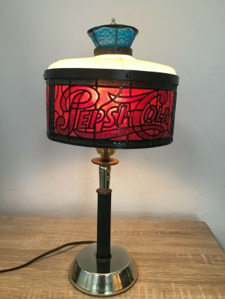 Vintage 1960 - 70 Pepsi - Cola Tiffany Style Plastic Shade Desk Lamp -