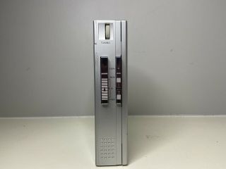 Vintage Sanyo Sportster M - G32 AM/FM Stereo Cassette Player type Walkman 2
