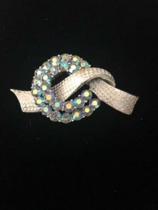 Vintage Coro Pegasus Silver Tone Ribbon And Wreath Brooch With Ab Stones