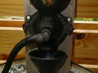 ANTIQUE ENTERPRISE CAST IRON WALL MOUNT COFFEE GRINDER/CUP PAINT/DECAL 3