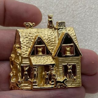 Signed AJC Vintage CAT Filled HOUSE BROOCH Pin Gold Tone Costume Jewelry 2