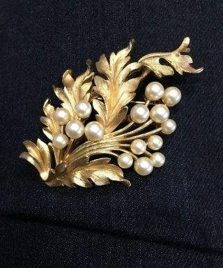 Signed Crown Trifari Satin Goldtone Pearl Leaf Vintage Brooch Pin