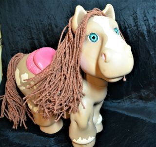 Vintage Cabbage Patch Crimp and Curl Brown Horse,  Pink Saddle,  Green Eyes 2