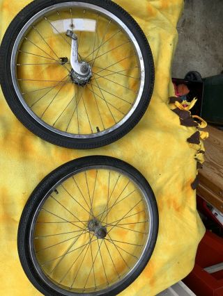 Schwinn Stingray Bicycle Wheels & Tires - S2 S7 Cheater Slik