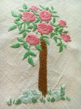 Lovely Vintage Hand Embroidered Linen Tablecloth With Raised Pink Rose Flowers