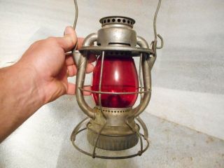 Vintage Railroad Lantern (p.  &l.  E.  R.  R. ) - Dietz Vesta Red Globe