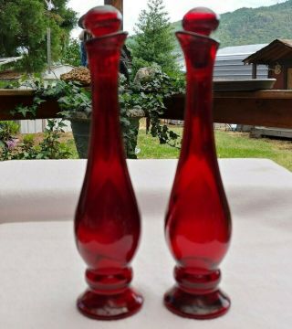 Vintage Set Of Avon Ruby Bud Vases With Stoppers