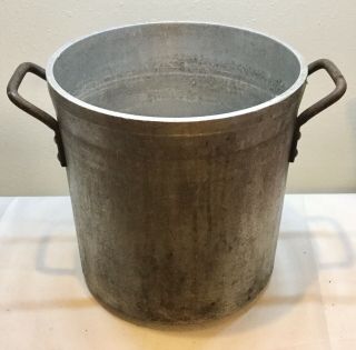 Vintage Thick Aluminum 24 Quart Crab Boil Stock Pot - Commercial Grade