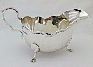 Vintage Solid Sterling Silver Gravy or Sauce Boat on Three Feet Sheffield 1937 2