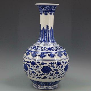 Fine Chinese Qing Blue&white Porcelain Shang Vase