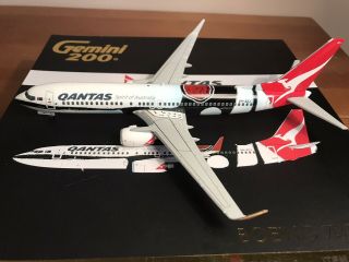 Gemini Jets 1:200,  Qantas,  Boeing 737 - 800.  Vh - Xzj