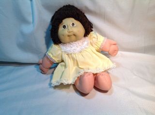 Vtg 1985 Cabbage Patch Kids Plush Girl Doll Brown Hair Eyes W/yellow Dress