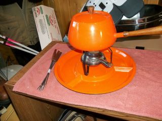 Vintage Country Casual Retro Fondue Pot Set - Orange W/ 4 Skewers,  More