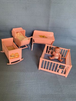 Vintage Renwal Nursery Dollhouse Furniture Baby Crib Playpen Bathinette Buggy