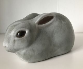 Vintage Andersen Design Studio Pottery Bunny Rabbit Signed Ad Gray 5.  5” Figurine