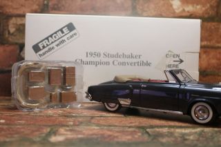 DANBURY 1/24 SCALE 1950 STUDEBAKER CHAMPION CONVERTIBLE WITH TITLE 2