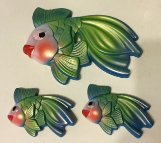 3 Vintage Plaster Chalk Ware Fish Wall Hangings Plaques Mom And 2 Babies 1971