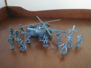 Vintage Marx Armed Forces Training Center Helicopter & Air Force Figures