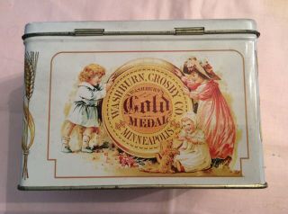 Vintage Washburn,  Crosby Co.  Gold Medal Flour Recipe Tin With Cards