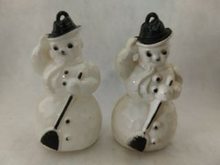 Vintage Christmas Bradford Hard Plastic Snowmen With Broom Ornaments 3 1/4 " T
