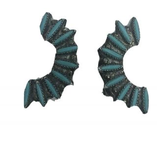 Delicate Vintage Sterling Silver Turquoise Petit Point Clip Earrings 5.  5 G