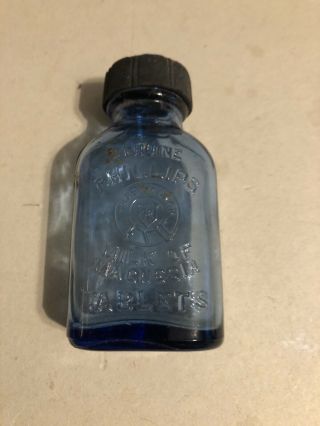 Vintage BLUE PHILLIP’S Milk Of Magnesia W/ Lid & Dr.  Fisch’s Bitter Fish Bottle 2