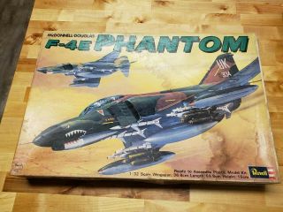 F - 4e Phantom Ii - 1/32 Scale - Vintage 1975 Kit F - 4 Revell