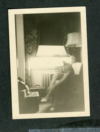 Unusual Vintage Photo Faceless Woman W/ High Heel Shoes Sunshine Window 418168