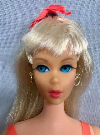 Barbie Vintage Mattel Doll 1160 " Twist N Turn " 1967