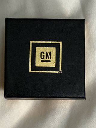 Vintage GM General Motors 10K Gold Filled Diamond Service Award Tie Tac Pin 30 Y 2