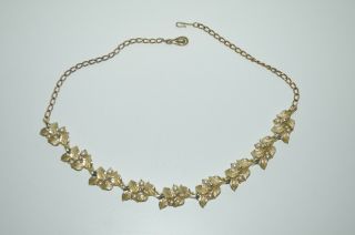 Vintage Coro / Corocraft Gold Tone Necklace With Faux Pearls