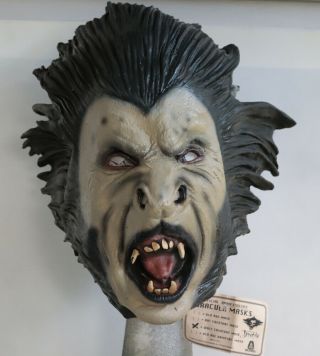 Vintage 1992 Distortions Unlimited Dracula Wolf Creature Halloween Mask With Tag