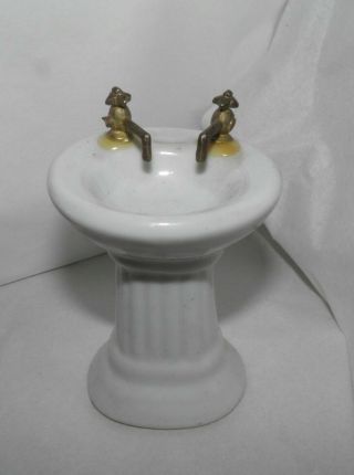 Vintage Porcelain DOLLHOUSE MINIATURE Pedestal Sink BATHTUB & Huge Kitchen Sink 3