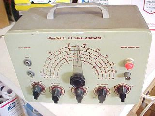 Vintage Heathkit Rf Signal Generator (powers On,  Unknown)