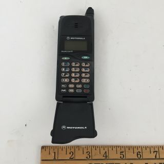 Vintage Motorola Microtac 650 Brick Flip Cell Phone 80’s Cellular Mobile
