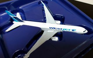 Gemini Jets 1:400 Westjet Boeing 767 - 300er Winglets Registration C - Fogj Canada