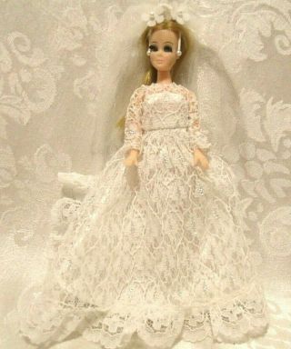 1970 Topper Dawn 6.  5 " Fashion Doll,  Blonde In Wedding Dress