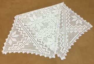 Vintage Hand Crocheted Dresser Scarf Or Table Runner,  Cotton,  Ivory,  Star Design
