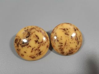 Vintage Large Round Dark Cream Brown Fleck Earrings Clips Clip On Retro Jewelery